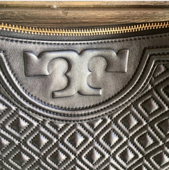💕Tory Burch Quilted Fleming Tote💕Like New Condition💕 - Picture 12 of 17